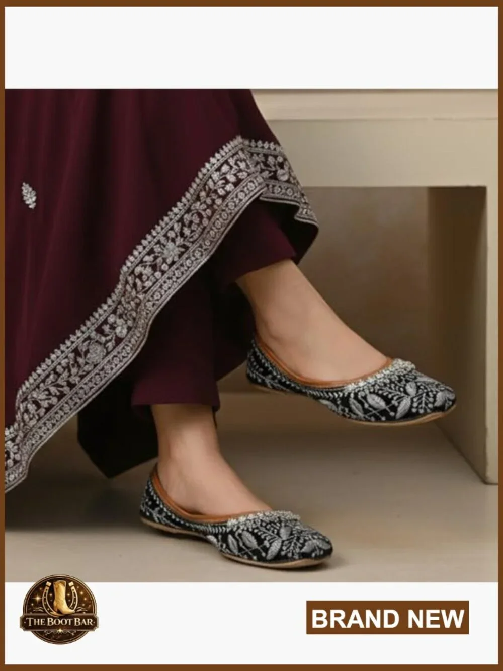 Embroidered Flats Punjabi Jutti Embellished Khussa Payal Slip Ons Party Wear